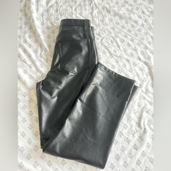 Abercrombie and Fitch 90s Straight Vegan Leather Pants. - Picture 5 of 10